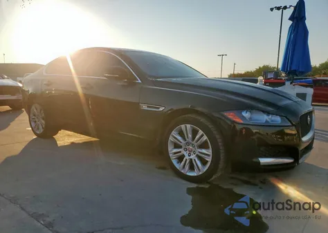 2018 Jaguar Xf Premium z USA, uszkodzony, nr VIN SAJBD4EV5JCY57411